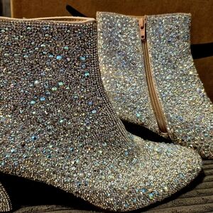 Betsey Johnson SB-Gail Booties Rhinestone Embellished Ankle Boots Sz 9 Women's